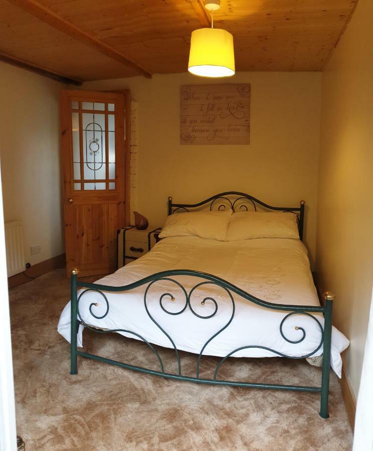 Mona Villa Holiday Home Caulderton Exterior foto
